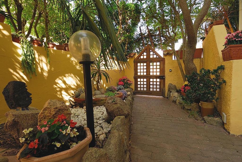 Bed and Breakfast La Chicca Di Francesca Санта-Тереза-Галлура Экстерьер фото